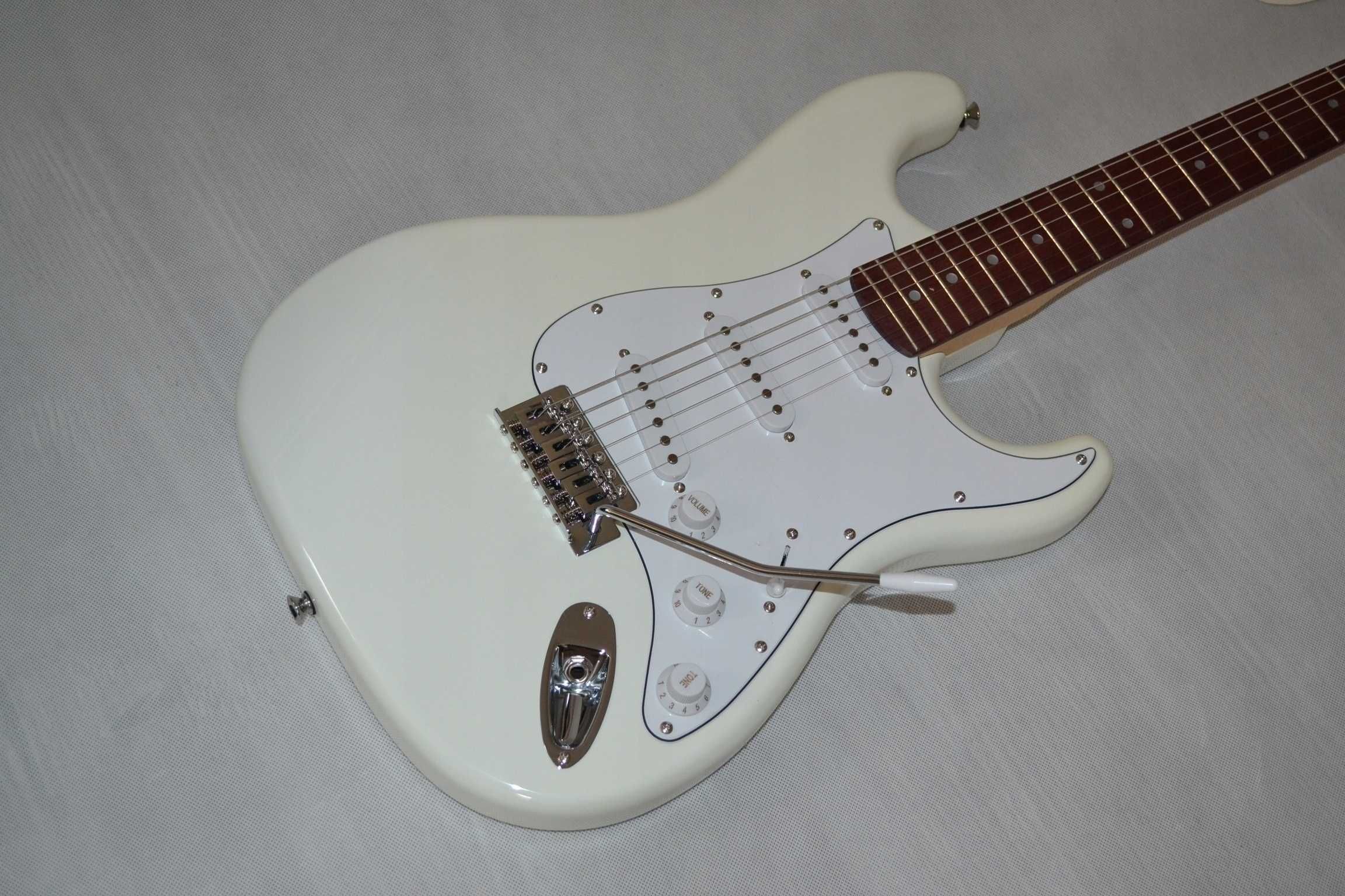 Harley Benton ST-20 WH biała gitara STRATOCASTER - USTAWIONA!