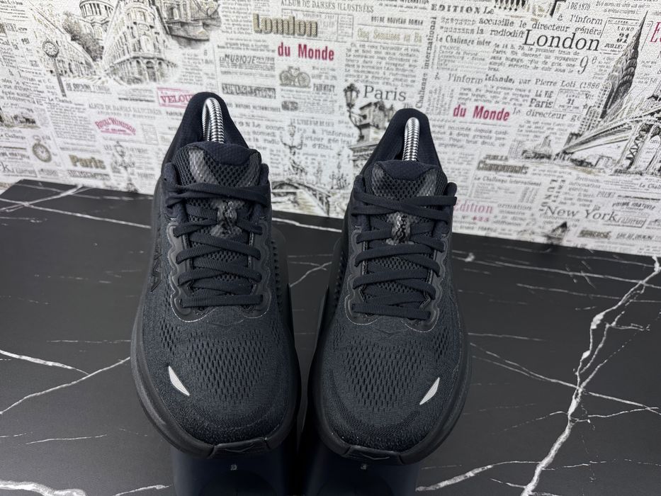 Оригінал Розмір 41 Кросівки Hoka One One Bondi 9 / Взуття