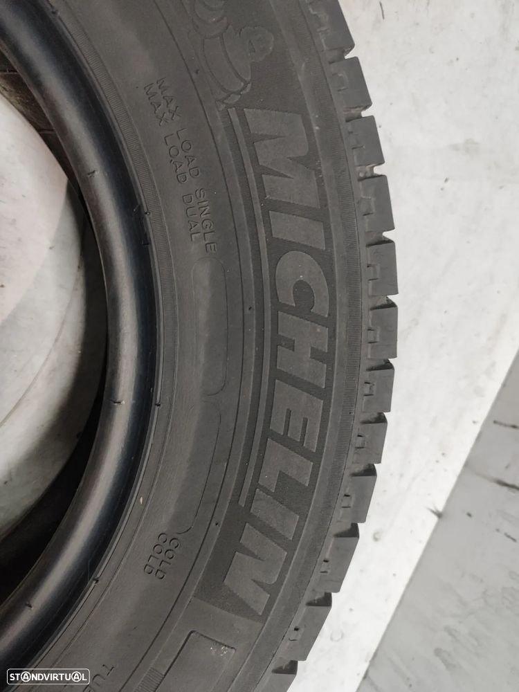 2 pneus semi novos 215-70r15c michelin - oferta dos portes