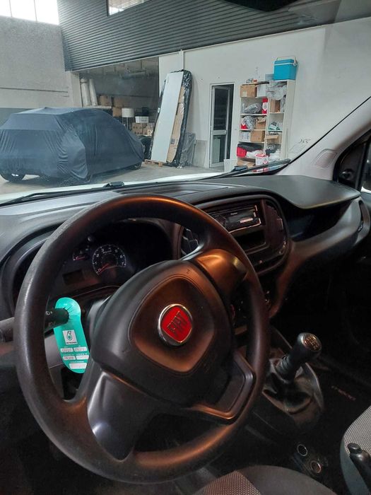 FIAT DOBLO usada, bem conservada