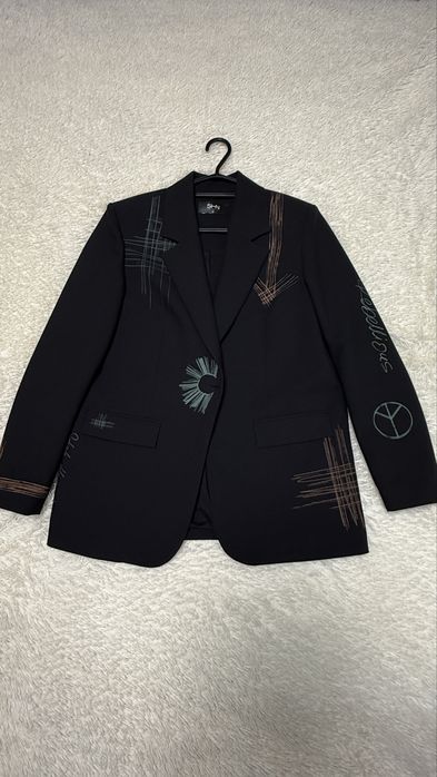 Чорний жіночий піджак