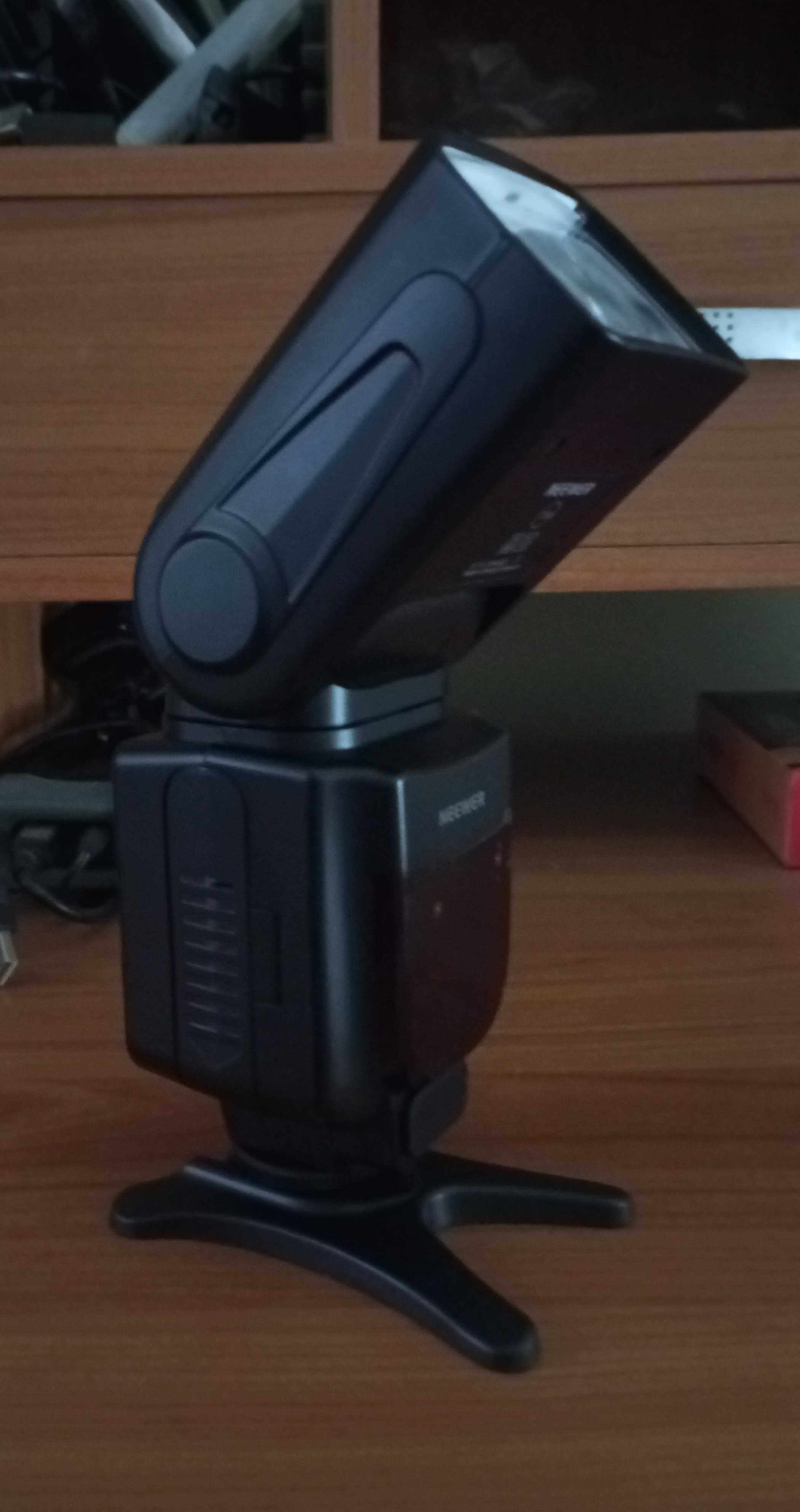 Flash Neewer Speedlite 750II i-TTL