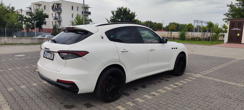 Maserati Levante SQ4 3.0 430km 87k SUPER STAN ZAMIANA