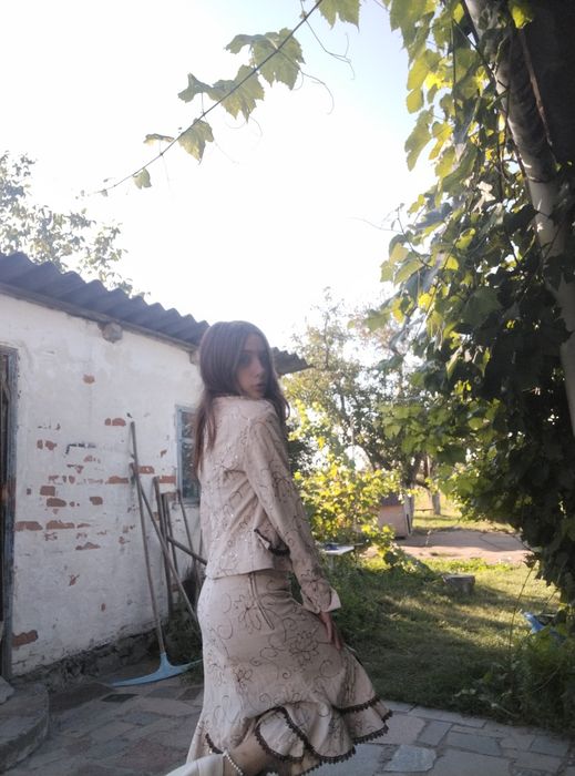 Продаю жіночий костюм