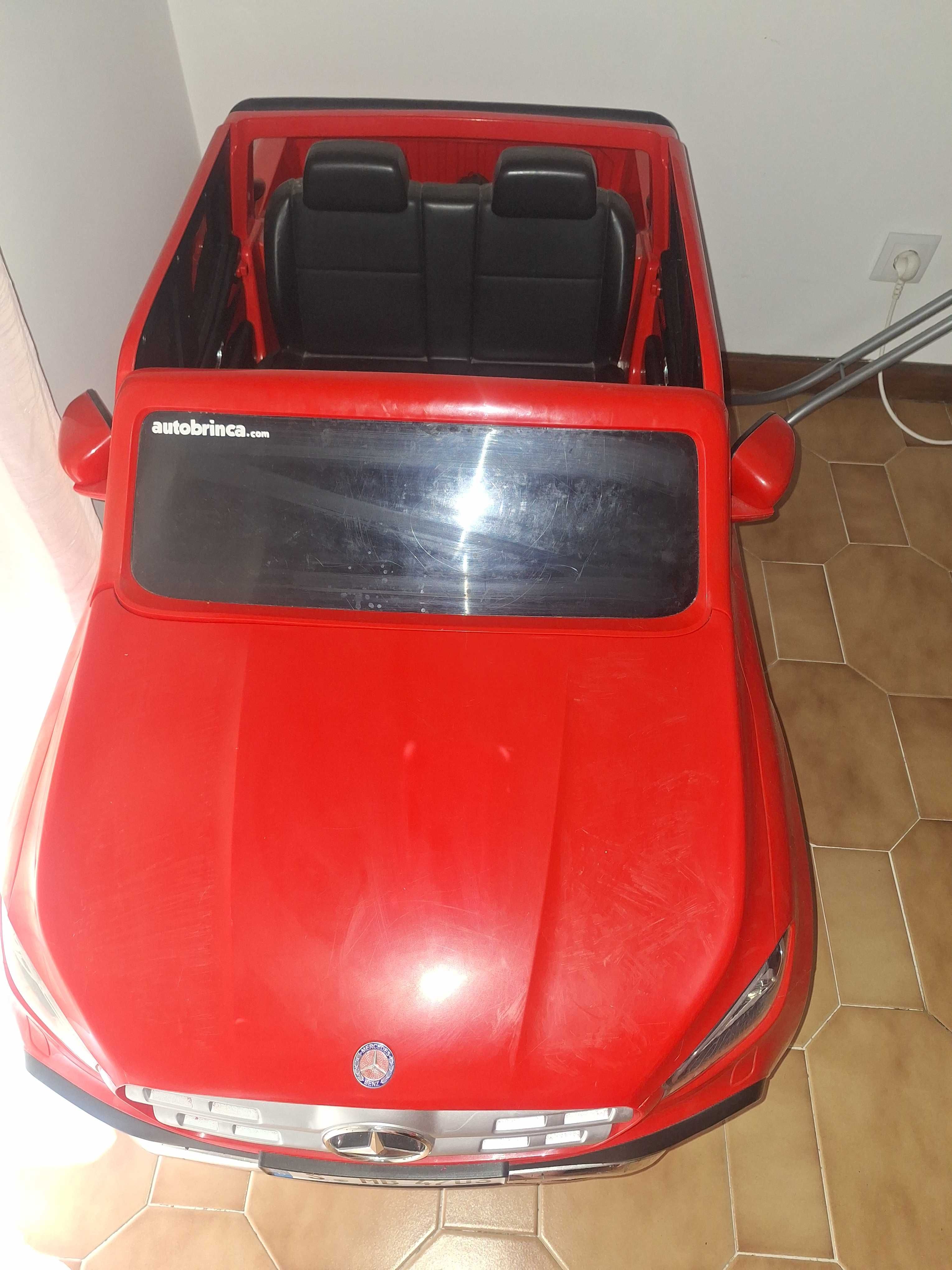 Carro elétrico mercedes