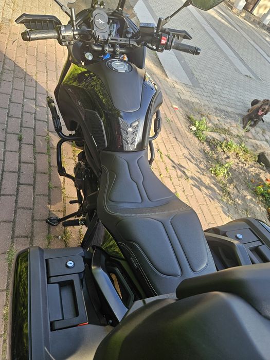 Motocykl yamaha tracer 7