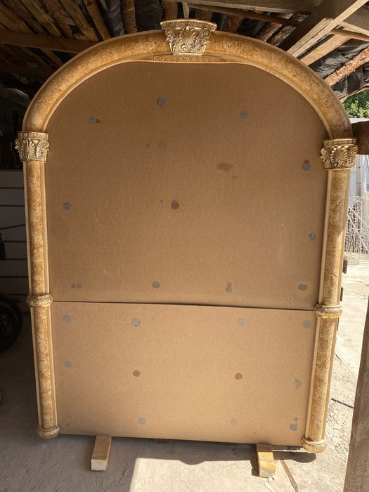 Рамка для дзекала з каменя