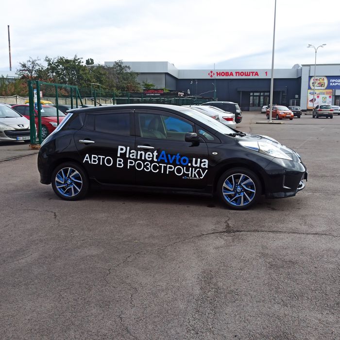 NISSAN Leaf 2014