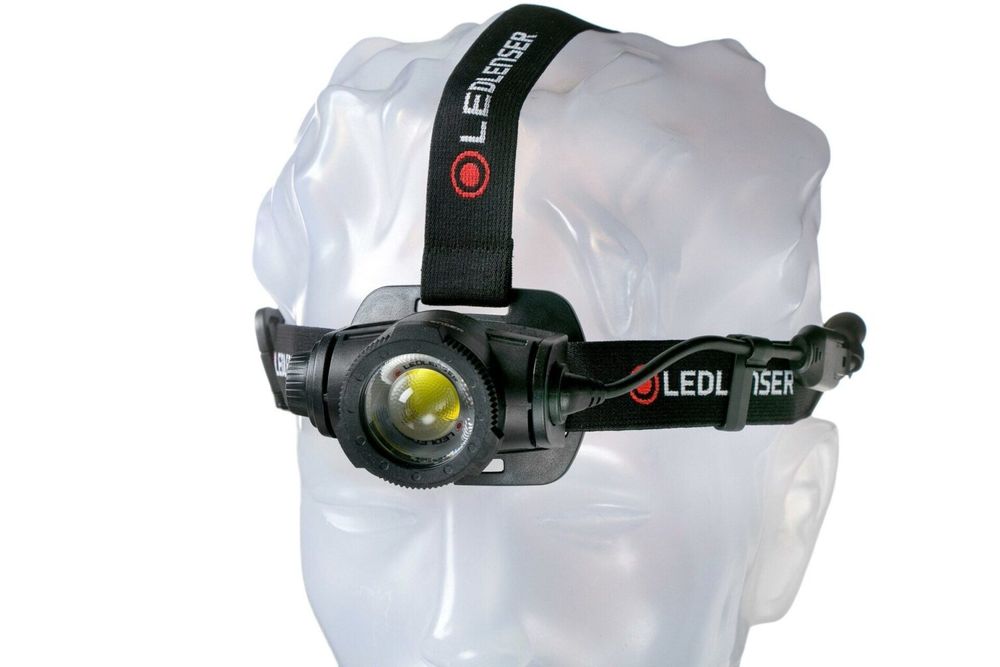 Фонарик Ledlenser H15R Core 2500Lm Lll502123