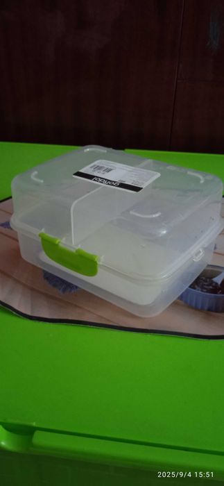 Посуд пластиковый