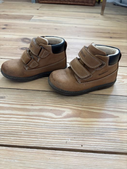 Zimowe skórzane buty dziecięce Geox, r. 24