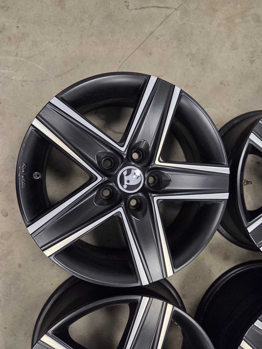 Alufelgi 16" 5x112 Skoda Octavia II FL III IV VRS SuperB Karoq Audi a3