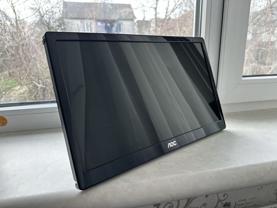 Монітор AOC I1659FWUX 15.6 Full HD 1920x1080 IPS USA