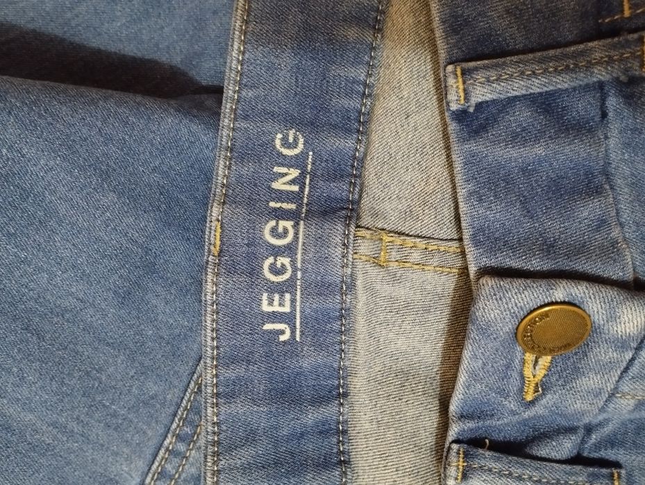 Джеггінси жіночі сині,розмір 12(40) на 46-48розмір від M&S