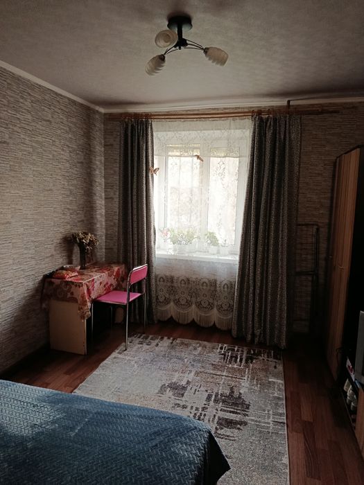 Сдам гостинку со своим санузлом.