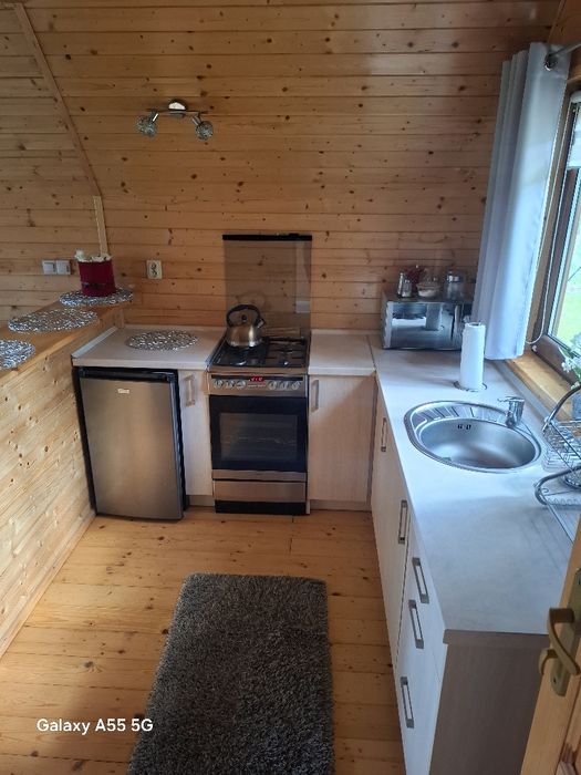 Domek Drewniany Całoroczny, Noclegi dla firm,Jacuzzi,Basen,Ognisko