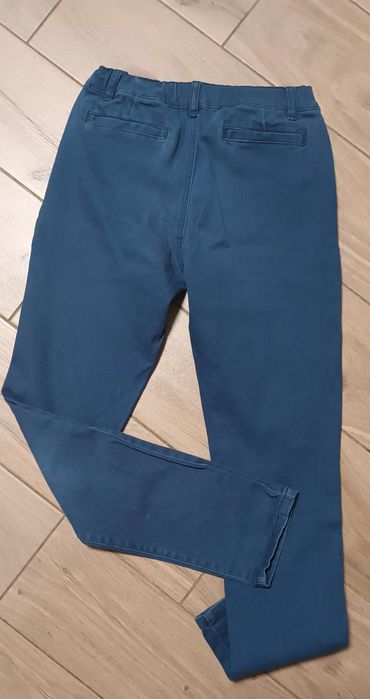 Spodnie granatowe-152