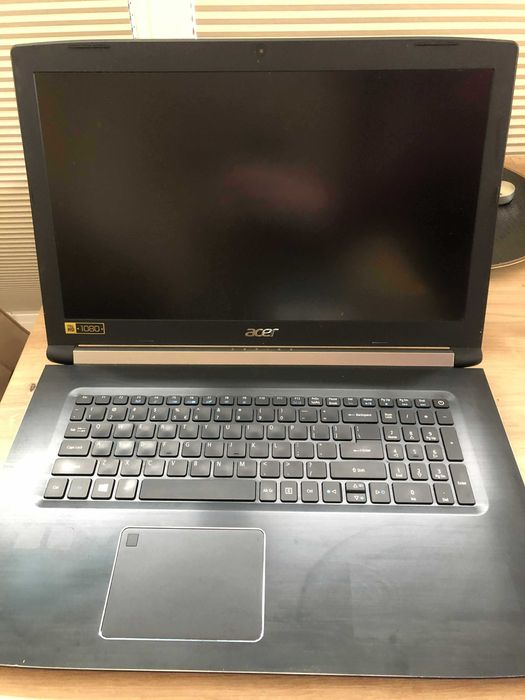 Laptop Acer Aspire 7 A717-71G-568Z