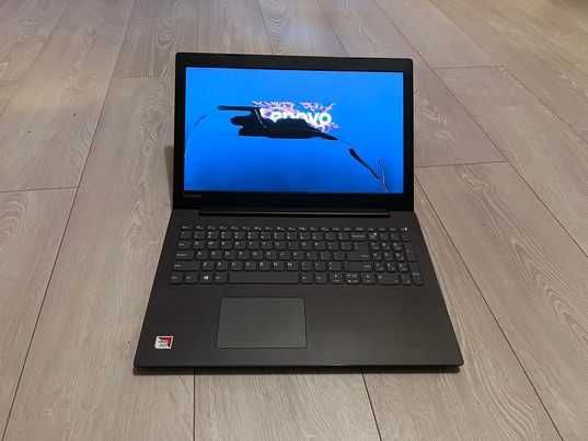 Sprzedam laptopa lenovo