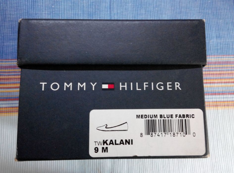 Женские туфли "TOMMY HILFIGER" (40р)