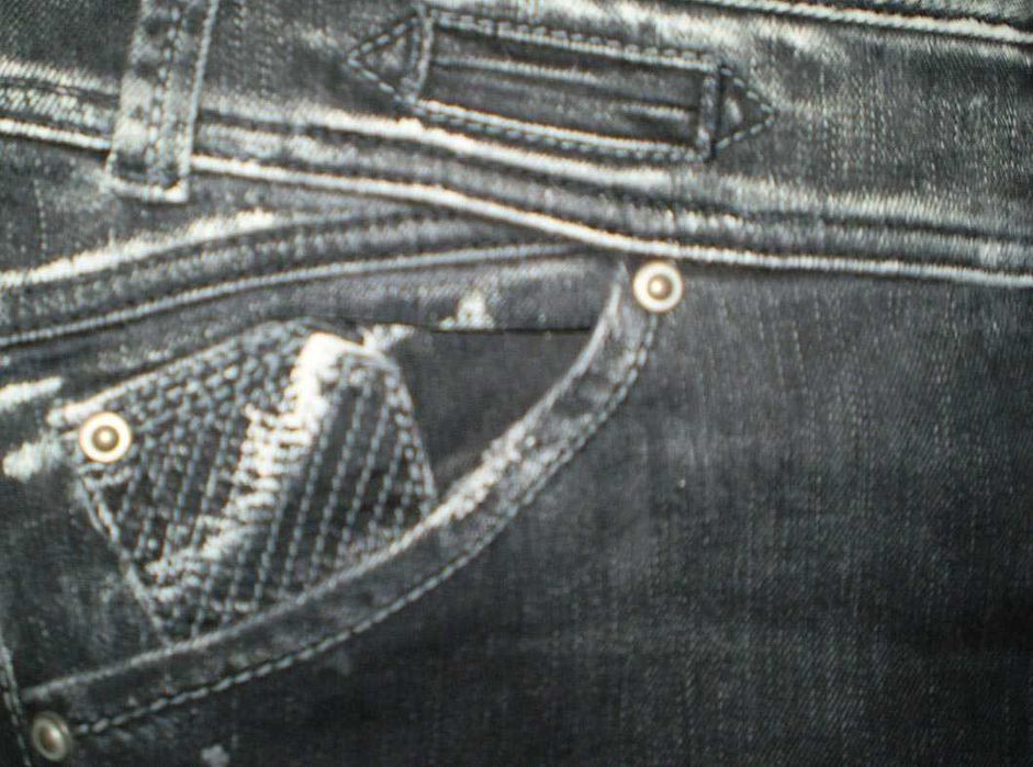 Стильні чорні джинси LTD