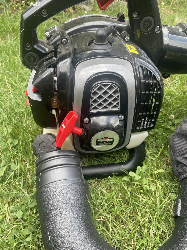 Dmuchawa odkurzacz NAX 950V spalinowa