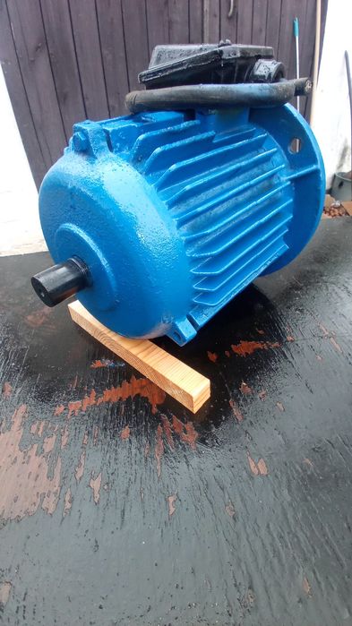 Продам двигун асенхронний 380 V 3.0 kW 1500 обертів