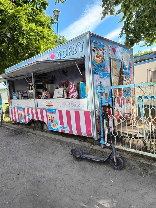 Przyczepa gastronomiczna