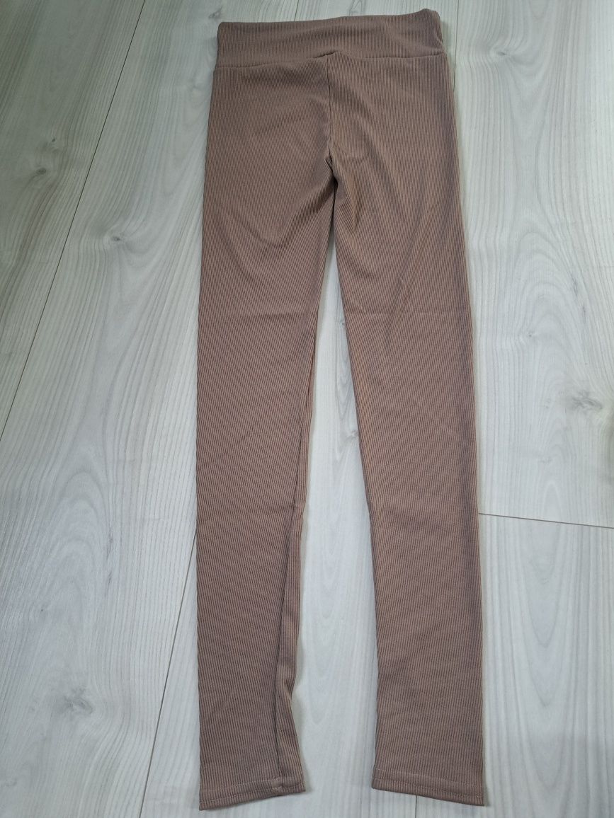 Legginsy prążkowane r.M