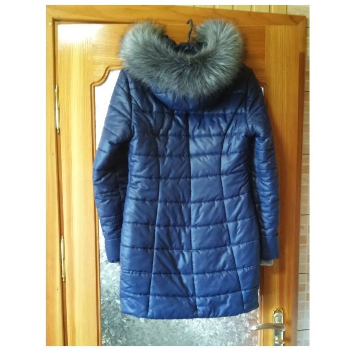 Зимняя зимова куртка пальто.