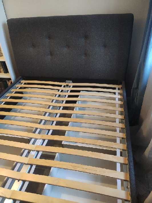 Łóżko IKEA Gunnared 140x200cm tapicerowane szare,  stan jak nowe