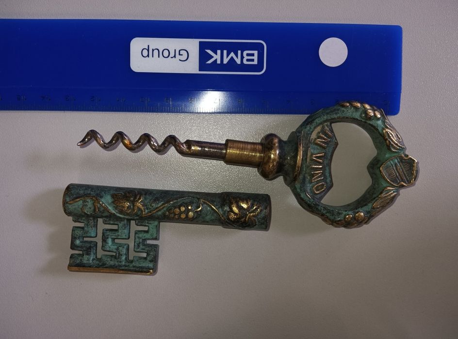 Ключ - штопор литьё бронза