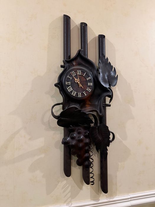 Продаются настенные часы