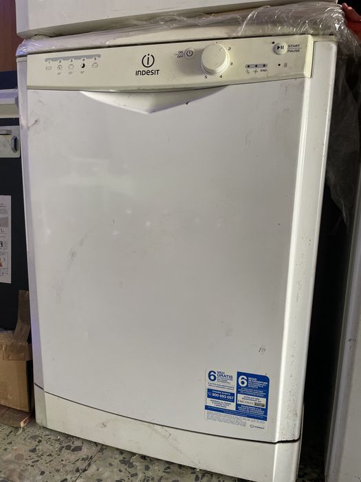 Maquinas lavar loiça INDESIT