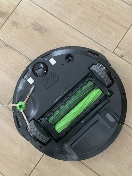 Odkurzacz iRobot Roomba i3 + akcesoria