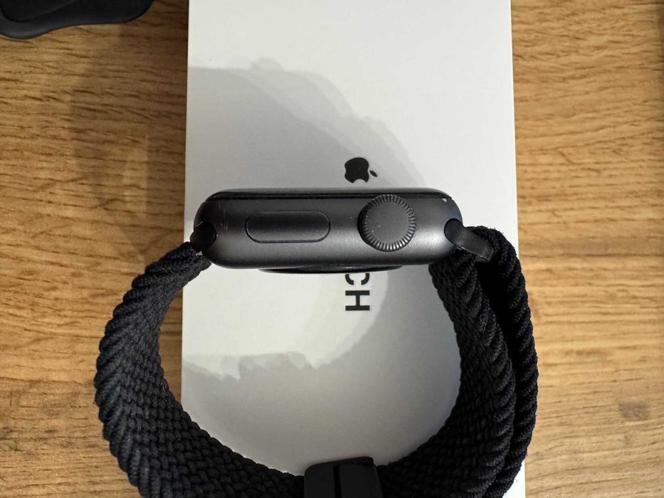 Apple Watch Series 3 38 mm - stan BARDZO DOBRY! Kondycja 95% !!!