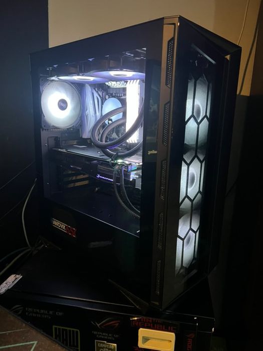 Torre gaming I9 9900K