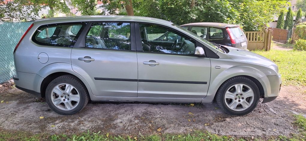 Sprzedam Ford Focus mk2 1.8tdci