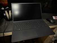 Laptop Dell Vostro 15 3510 do nauki i do gier mniej wymagajacych