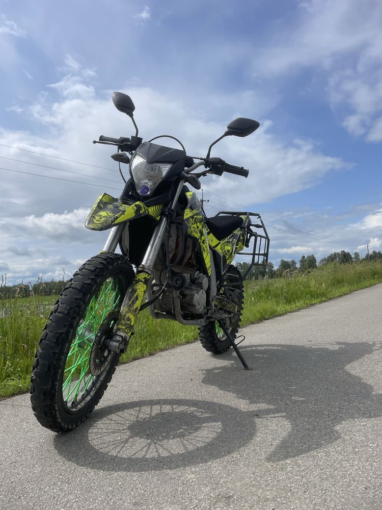 Продам Loncin 300