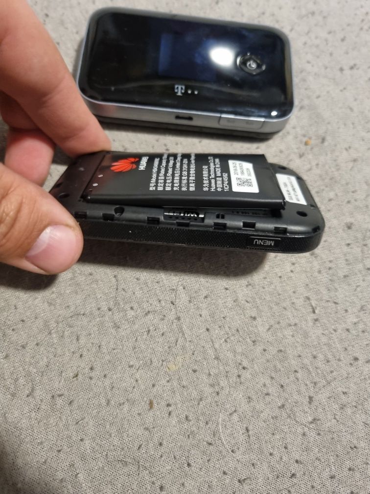 Huawei mobile wifi e5577c i Huawei mobile wifi e5377t