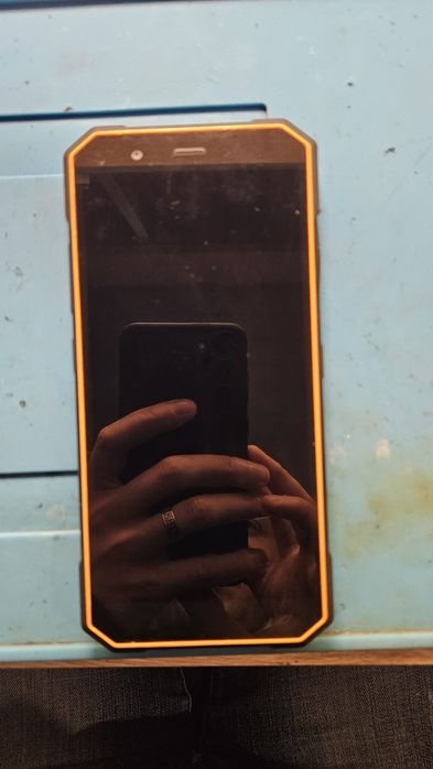 Продам телефон Hammer Energy 18*9