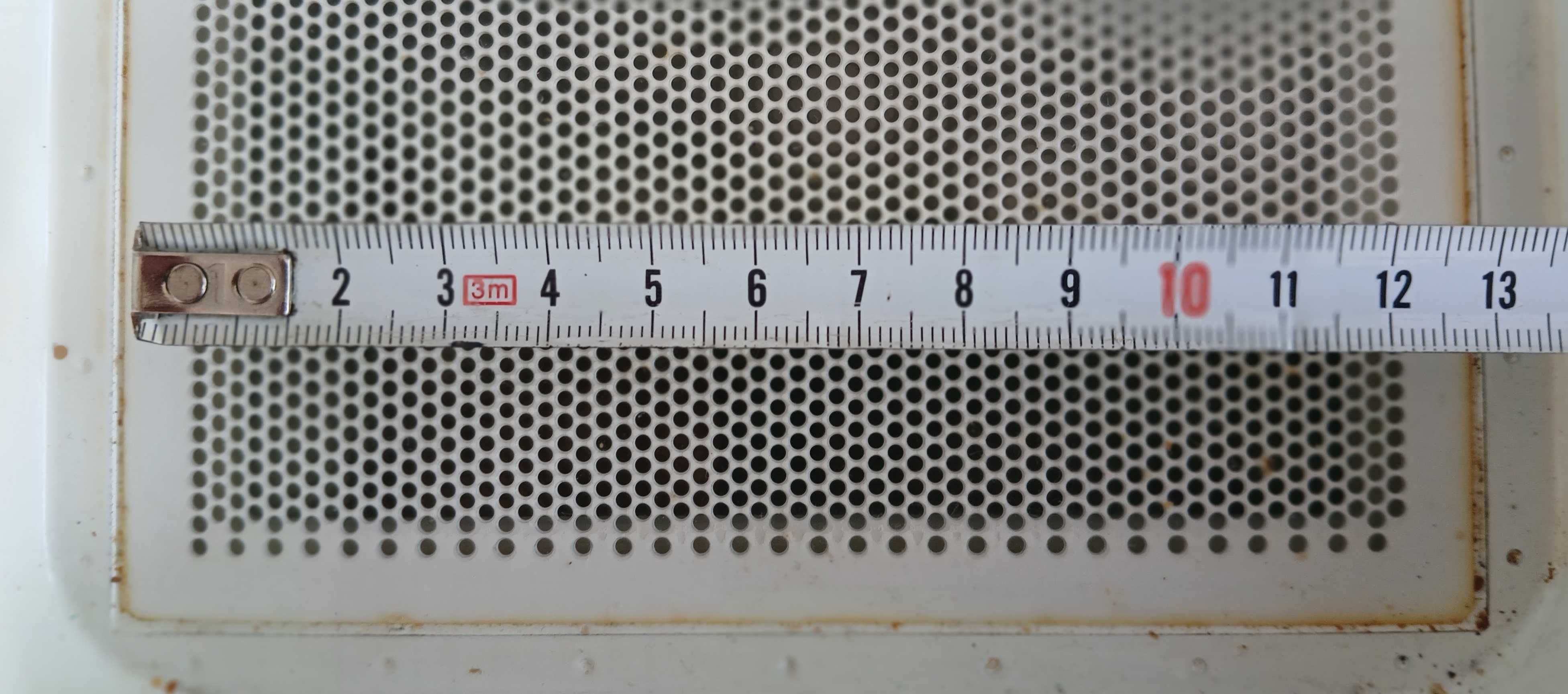 Tuning komputera okno rewizyjne dziurkowane blacha