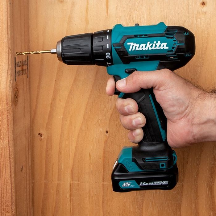 Wiertarko-Wkrętarka 12V Max Cxt 2*2.0Ah Makita M Df333Dsae