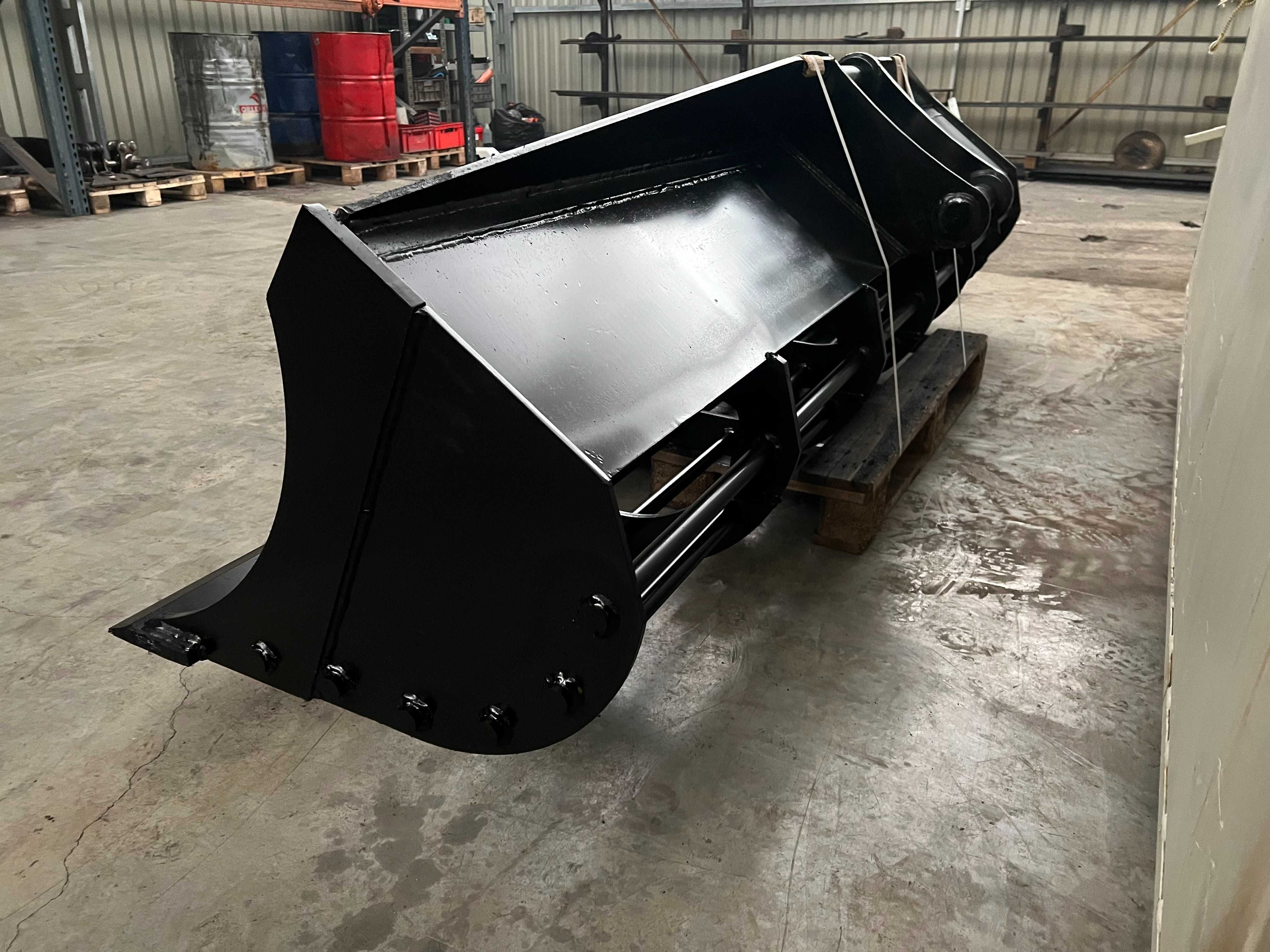 Łyżka skarpowa ażurowa melioracyjna 300cm 9,5-14t
