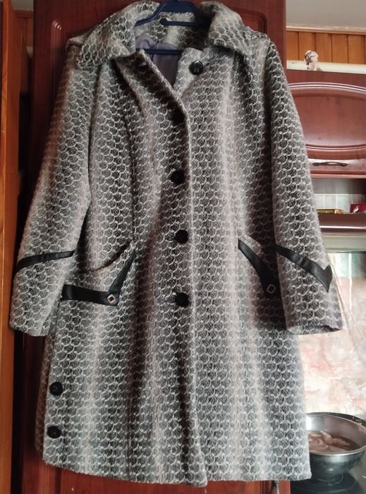 Полупальто500,400 курточки