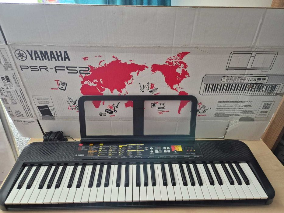 Keyboard Yamaha psr -F52