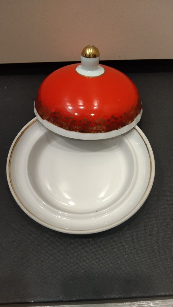 Маслёнка круглая,молочник.