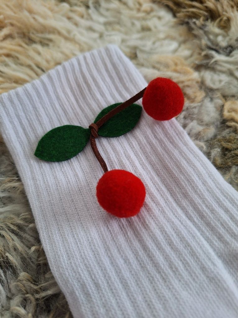 Nowe Skarpetki Damskie Wisienki White Socks Cherry Retro Pin Up