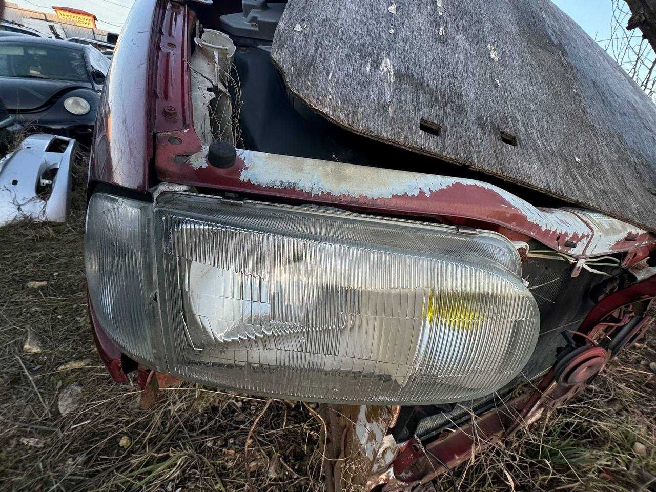 Передні Фари до Nissan Serena (ціна за шт.)